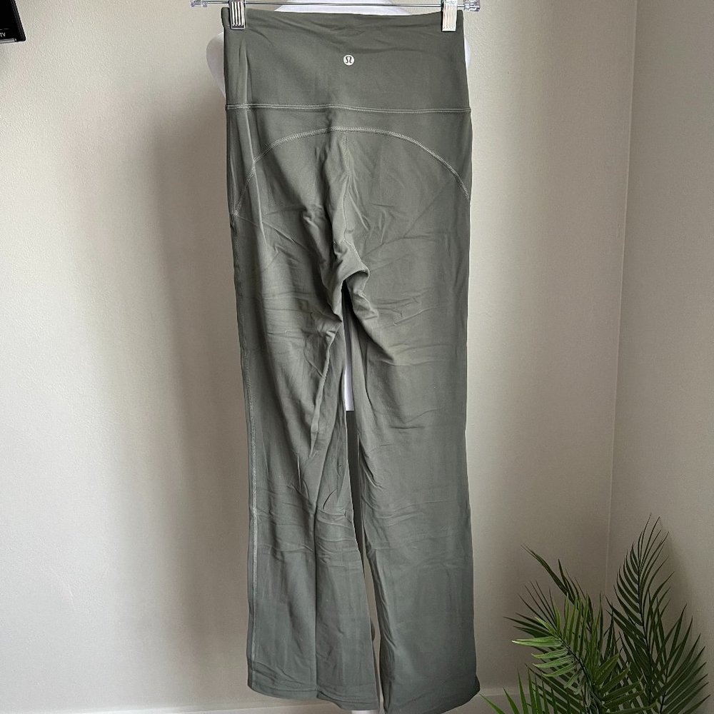 Lululemon Groove Pant Flare Super High-Rise *Nulu" - Grey Sage